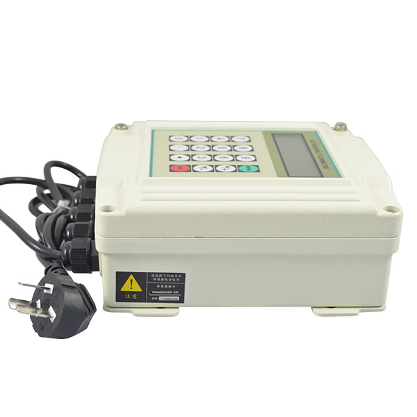 liquid ultrasonic flowmeter